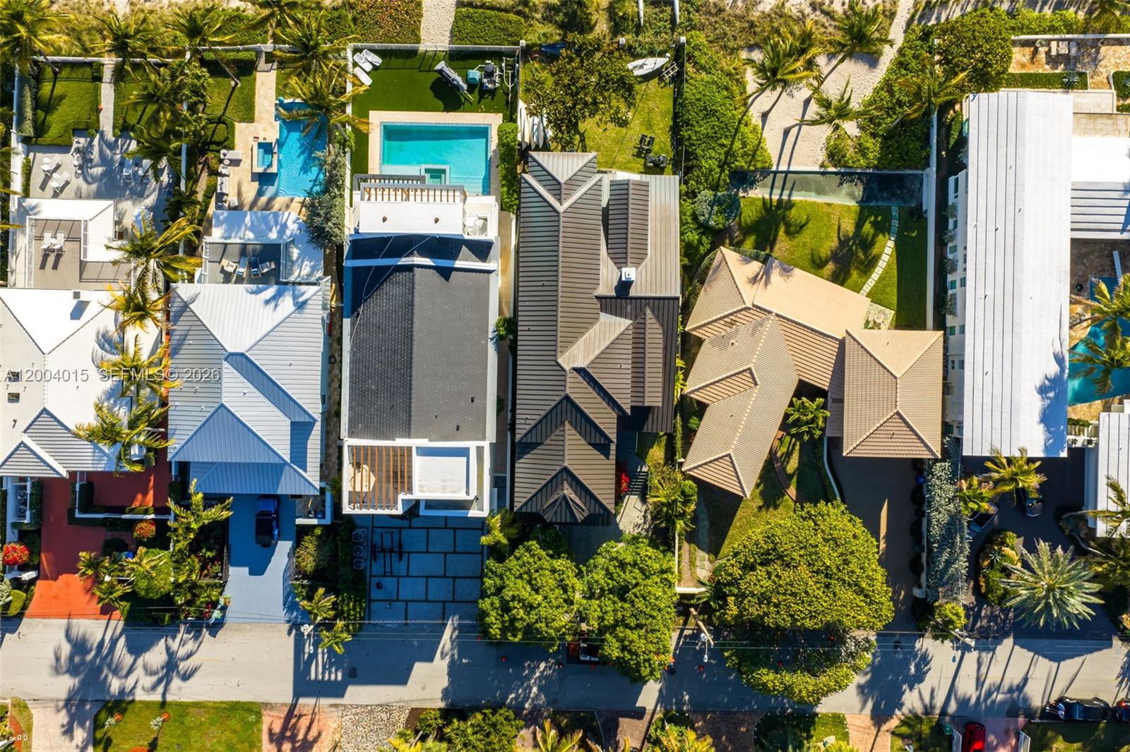 LAUDERDALE BEACH - Residential