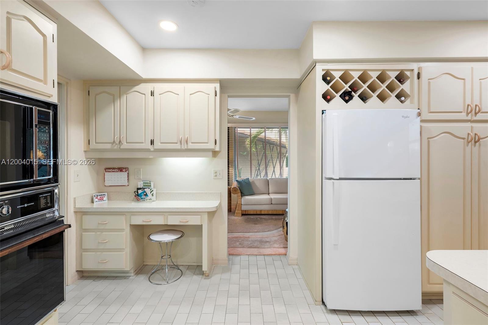 LAUDERDALE BEACH - Residential