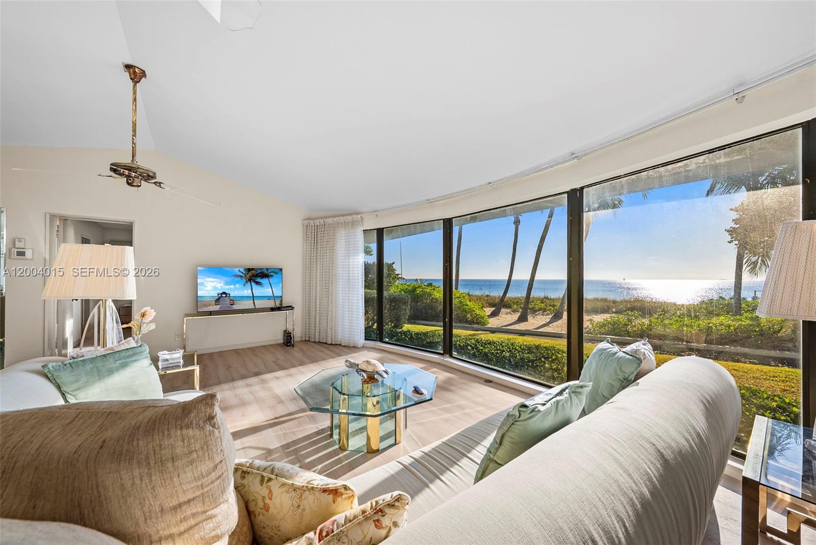 LAUDERDALE BEACH - Residential