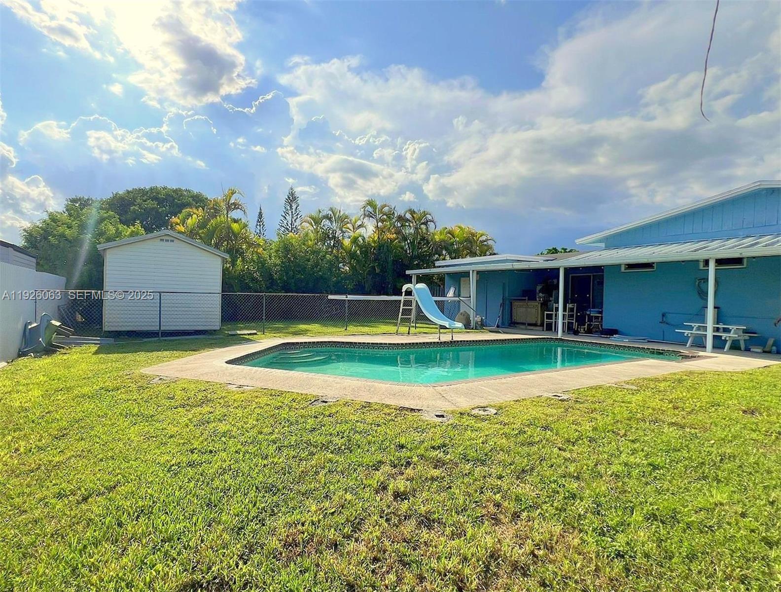 14850 SW 297th St, Homestead, FL, 33033/$465,000 4 14850 SW 297th St