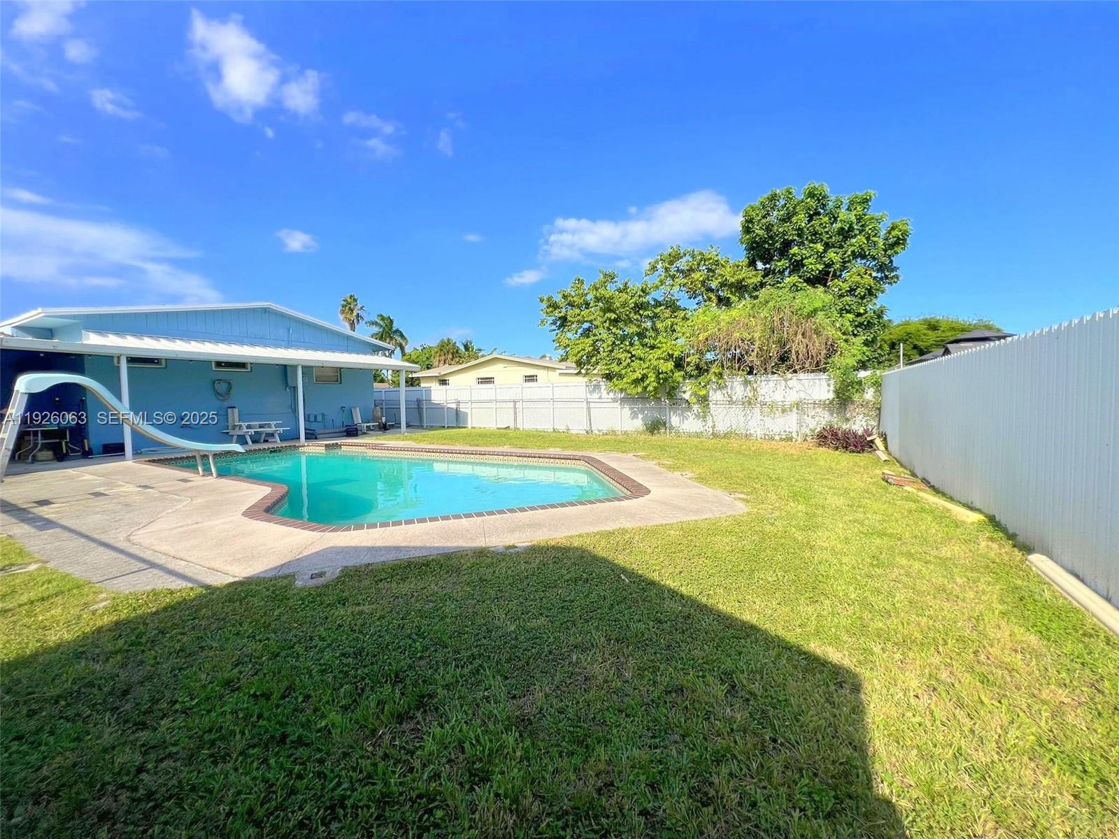 14850 SW 297th St, Homestead, FL, 33033/$465,000 3 14850 SW 297th St