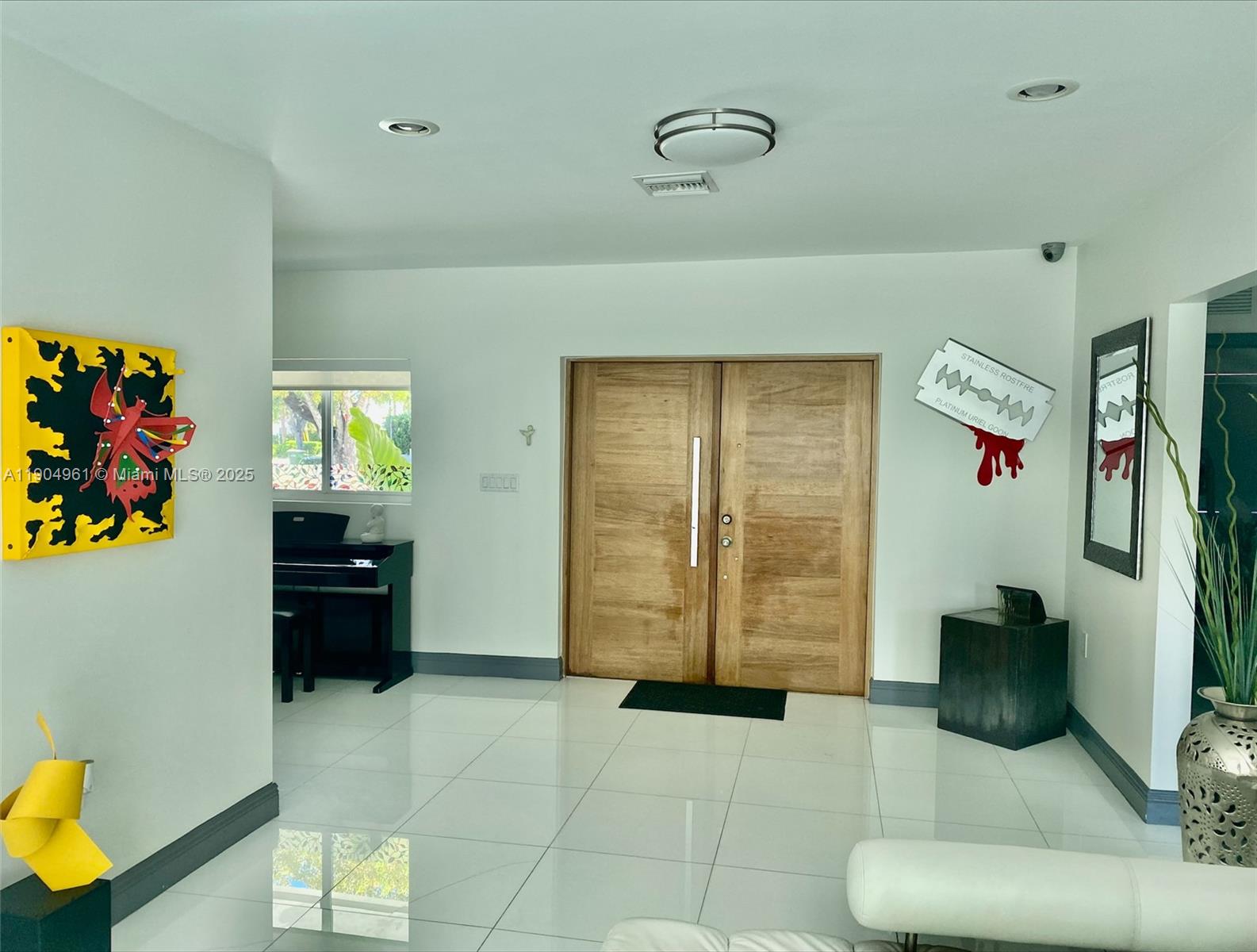 KEYSTONE ISLAND NO 1 - Residential Lease