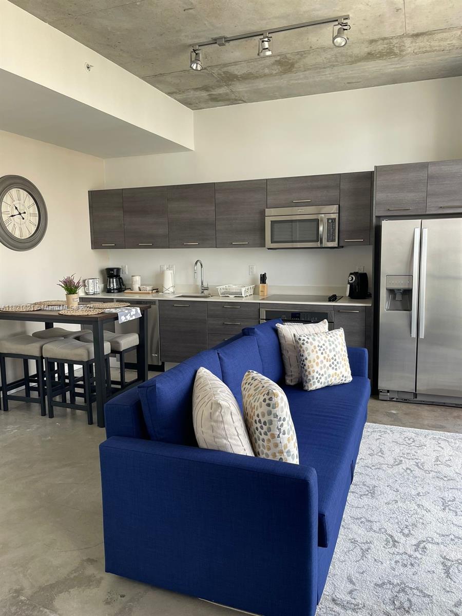 CENTRO CONDO - Residential