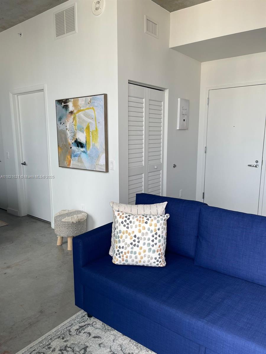 CENTRO CONDO - Residential