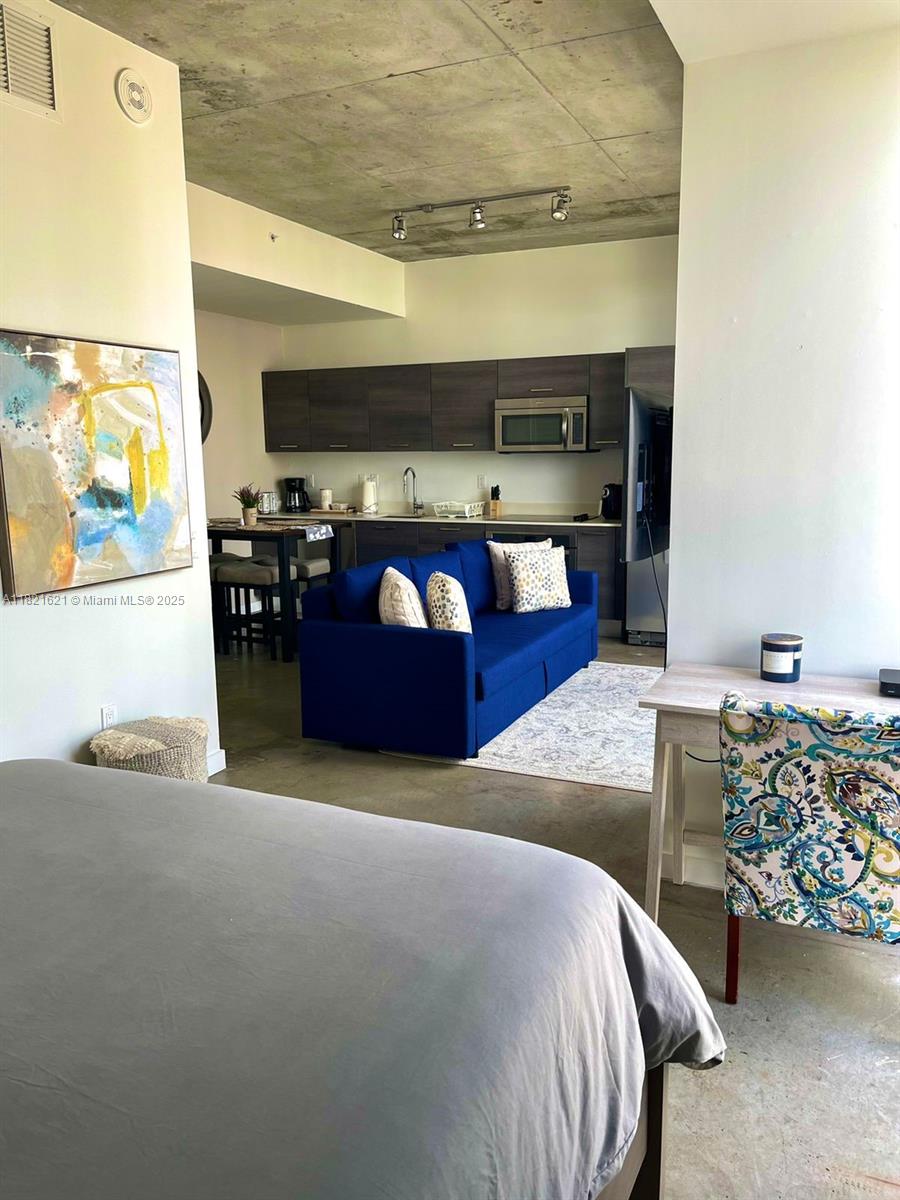 CENTRO CONDO - Residential