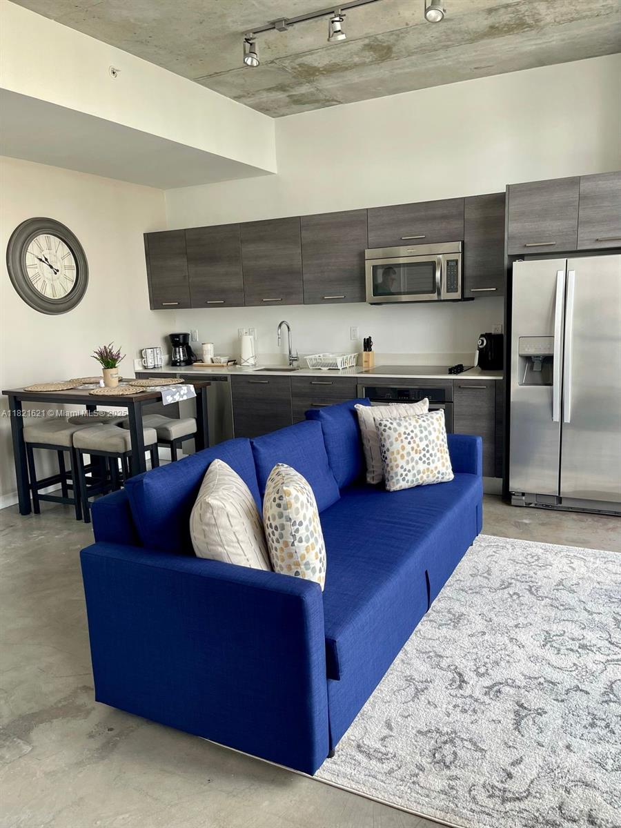 CENTRO CONDO - Residential