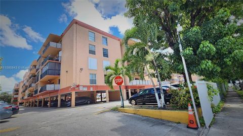 Condominium in Hialeah FL 1910 56th St St.jpg