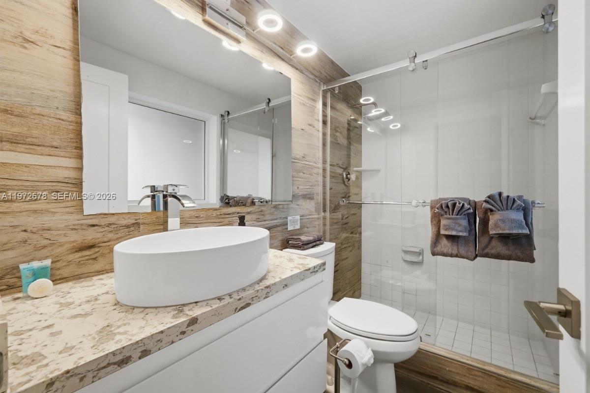 LAKE RIDGE ADDITION - Residential Income