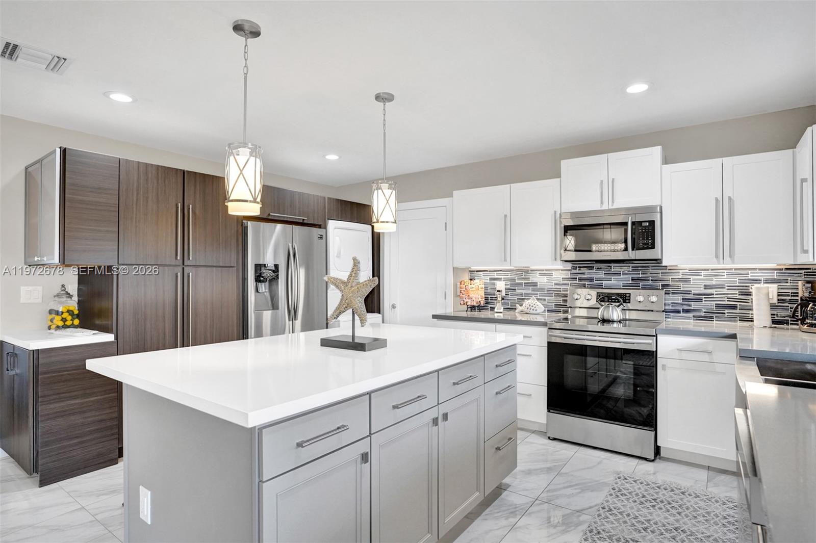 LAKE RIDGE ADDITION - Residential Income