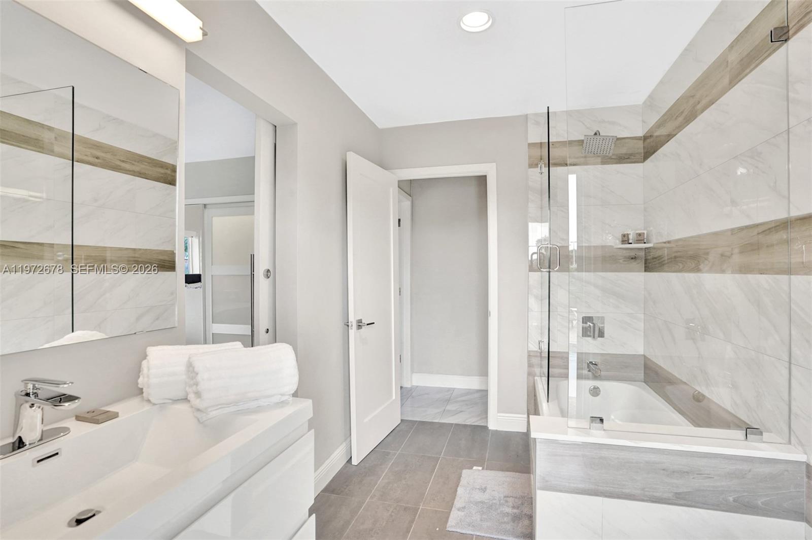 LAKE RIDGE ADDITION - Residential Income