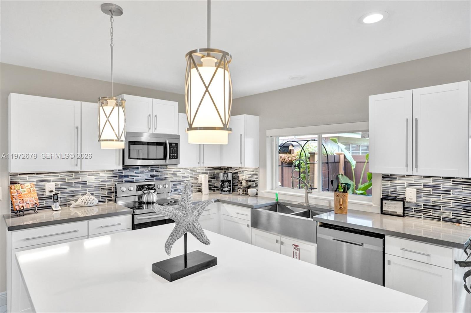 LAKE RIDGE ADDITION - Residential Income
