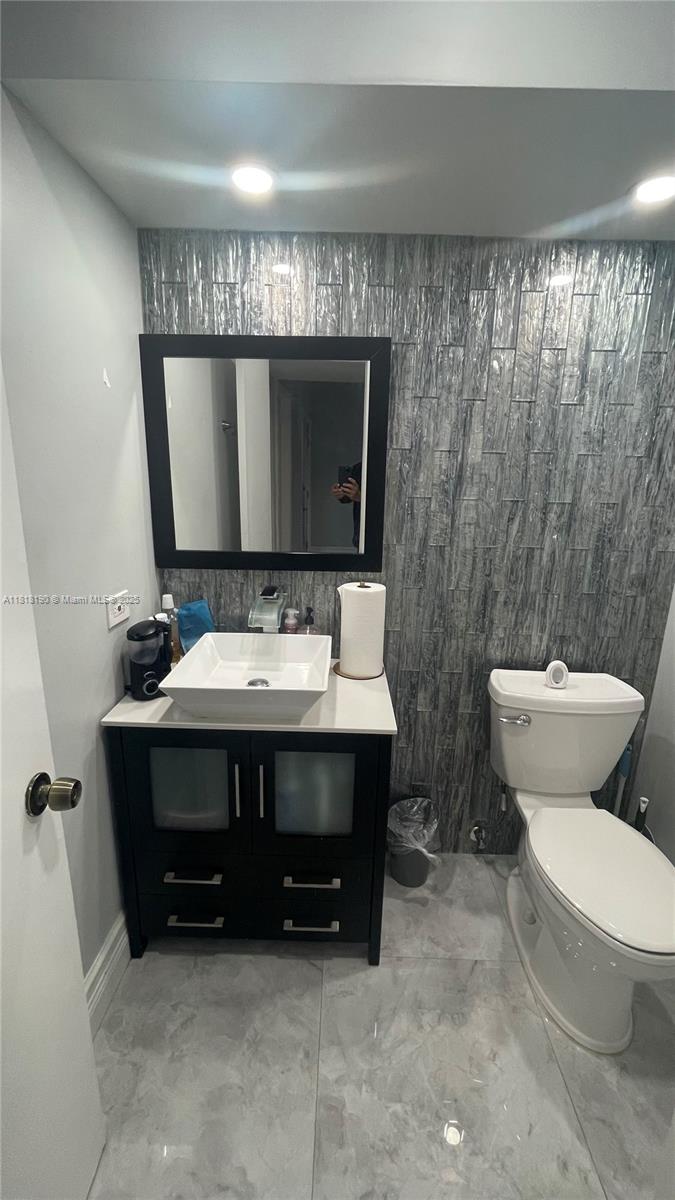 EVERGLADES SUGAR & LAND C - Residential