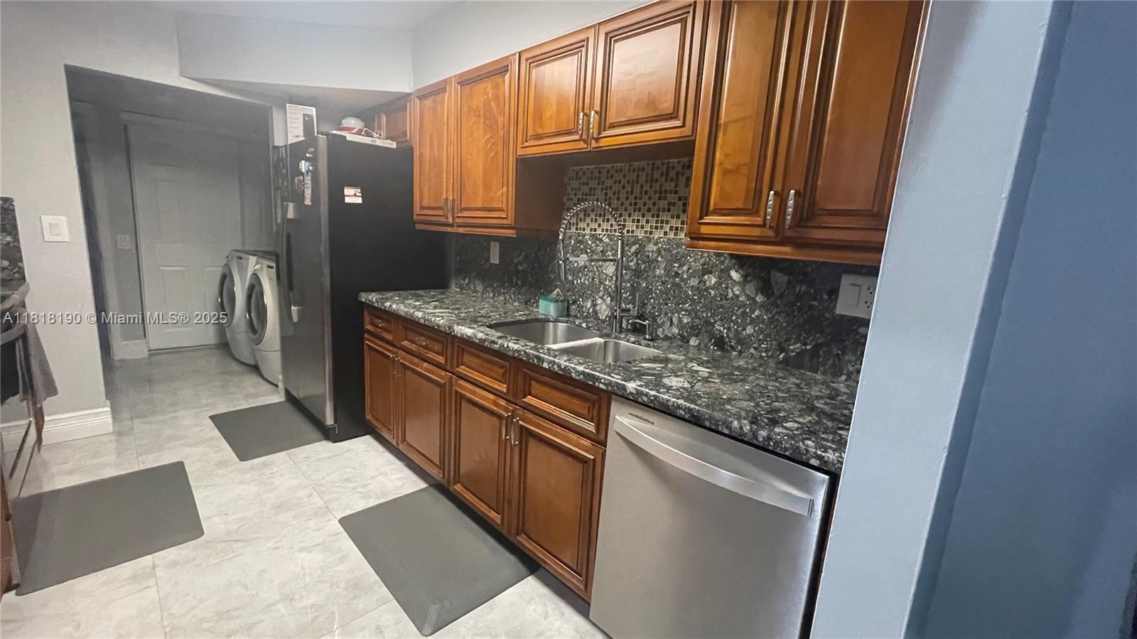 EVERGLADES SUGAR & LAND C - Residential