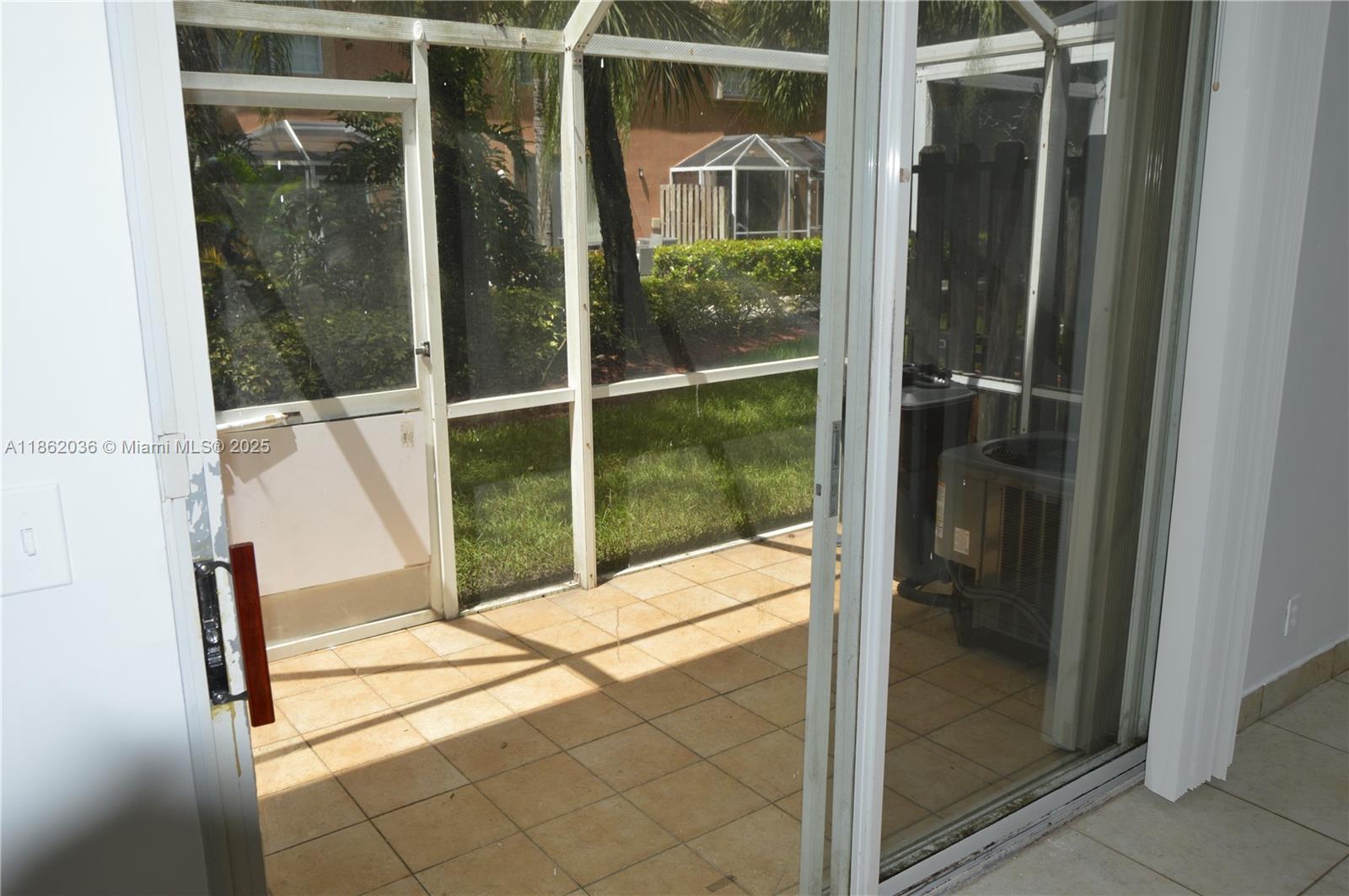 SECTORS 3 & 4 BOUNDARY PL - Residential Lease