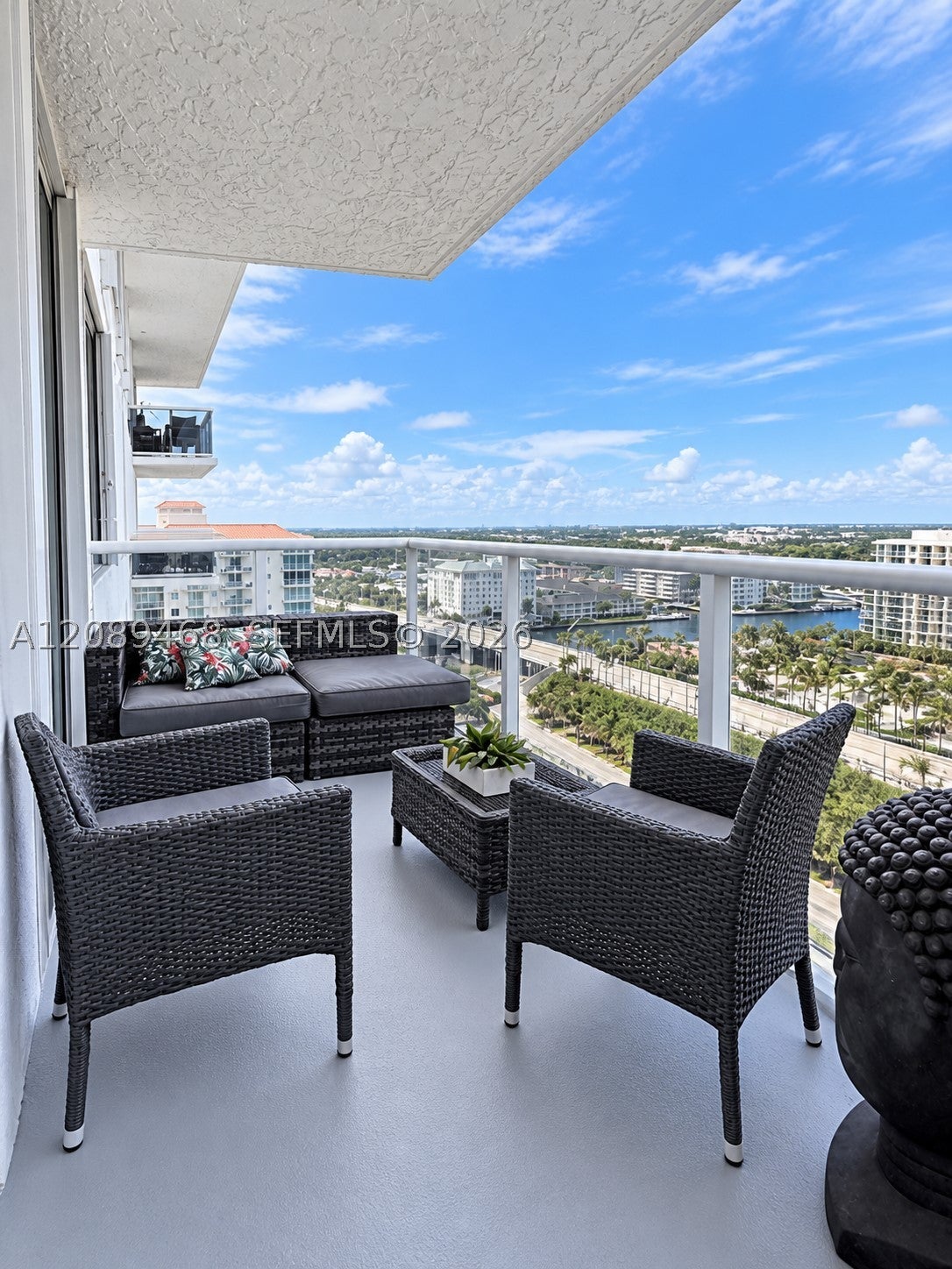 3015 N Ocean Blvd 18B