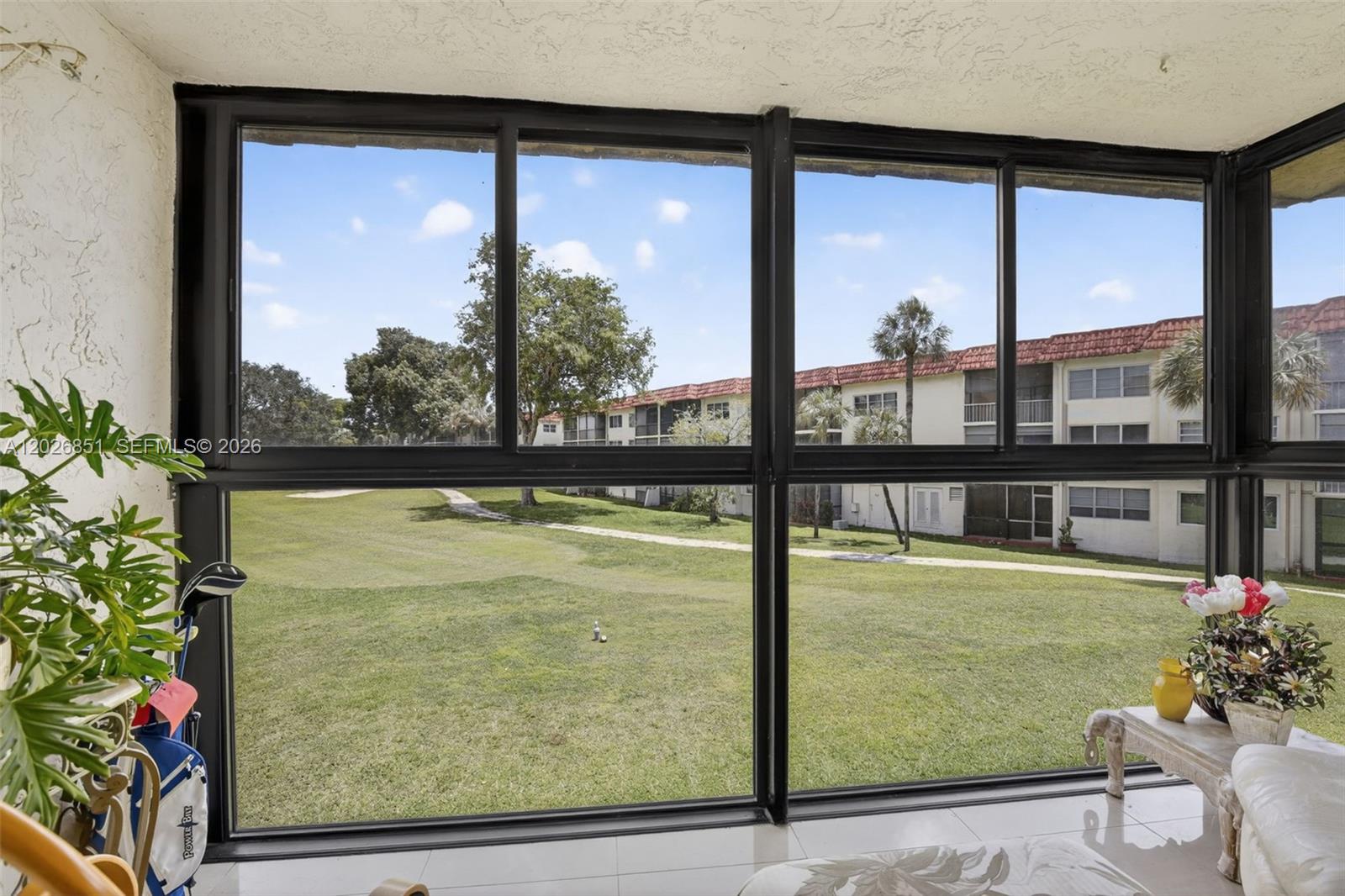 HOLLYBROOK GOLF AND - Residential