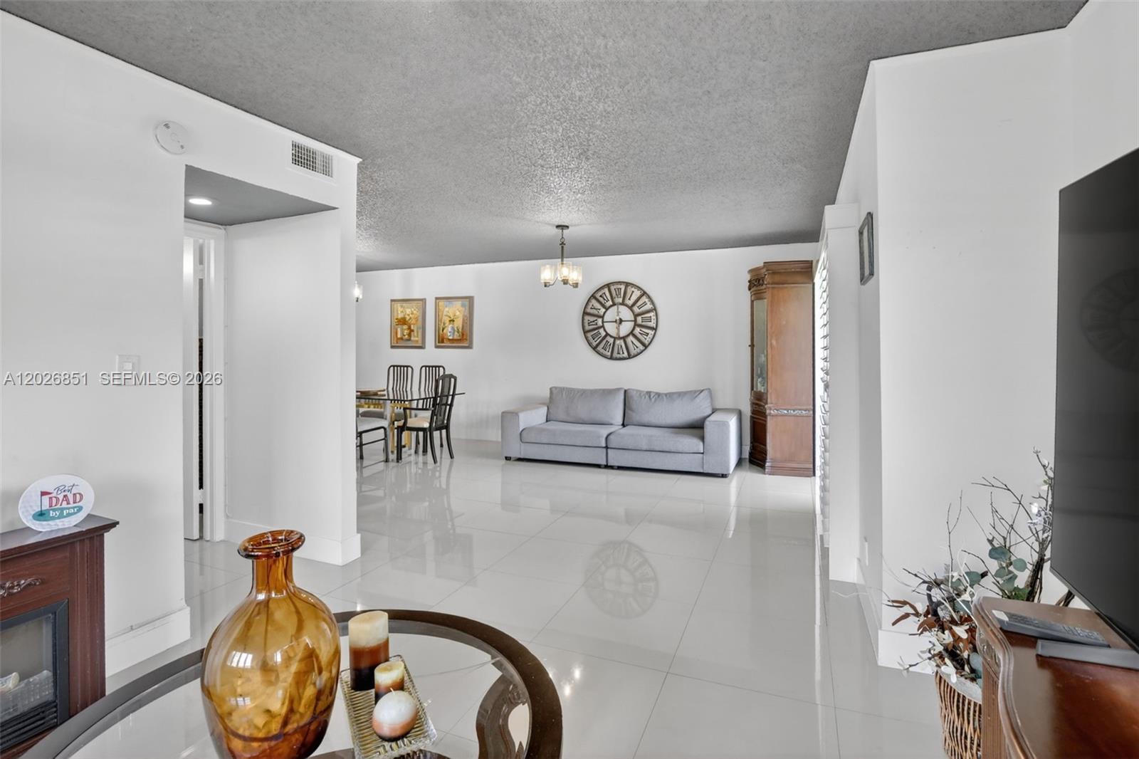 HOLLYBROOK GOLF AND - Residential