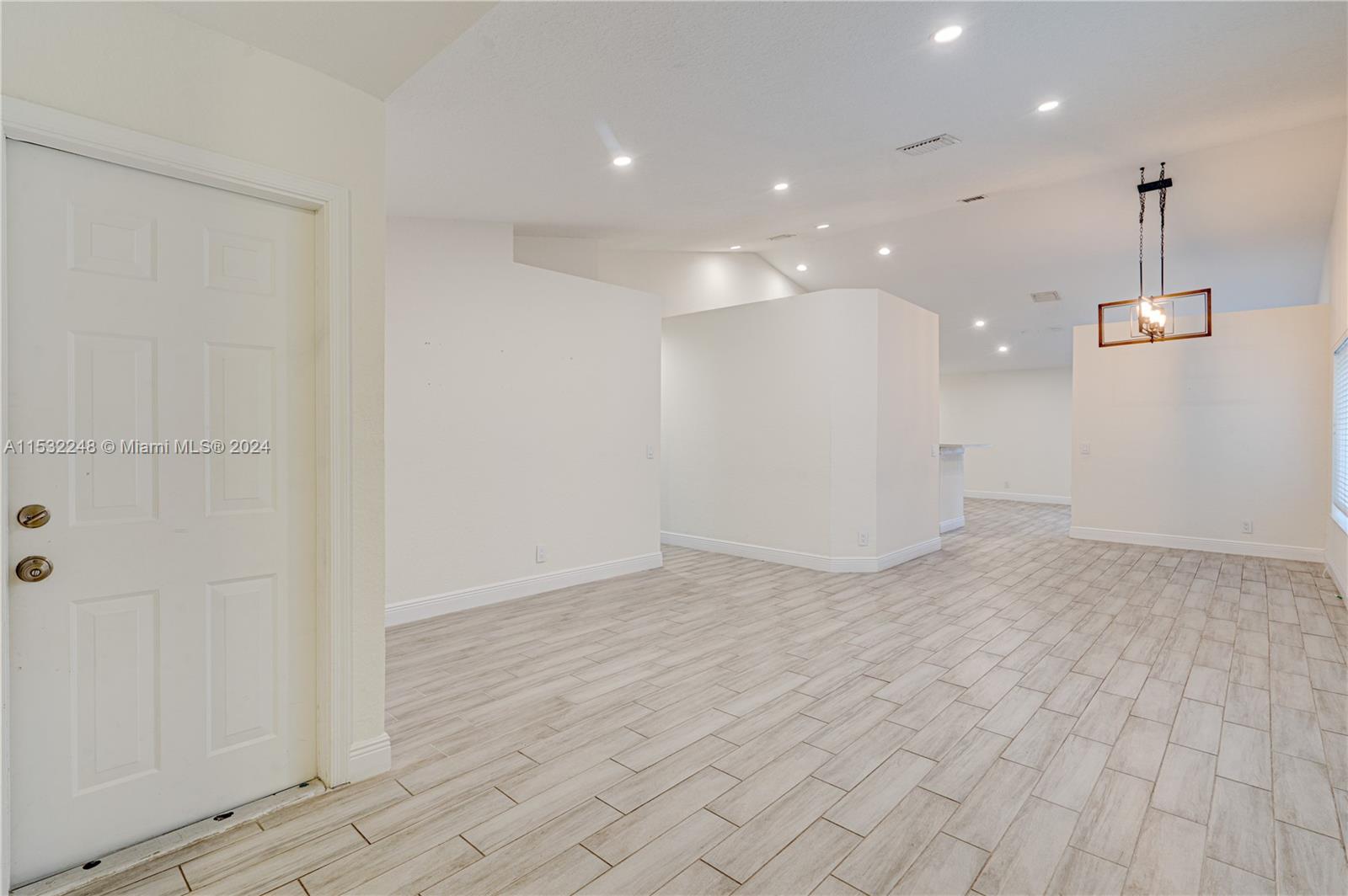 SECTOR 2-PARCELS 12 13 14 - Residential Lease