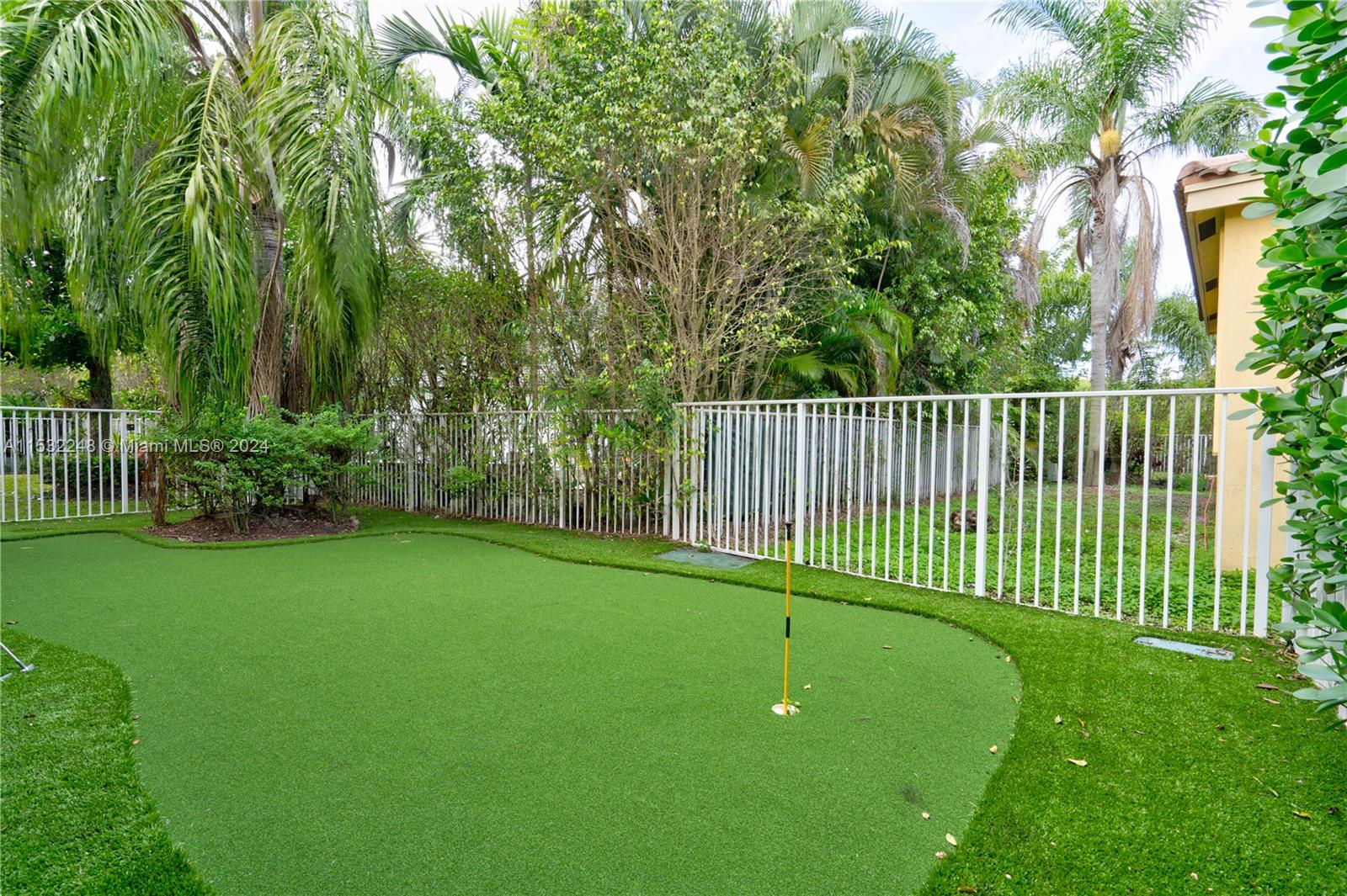 SECTOR 2-PARCELS 12 13 14 - Residential Lease