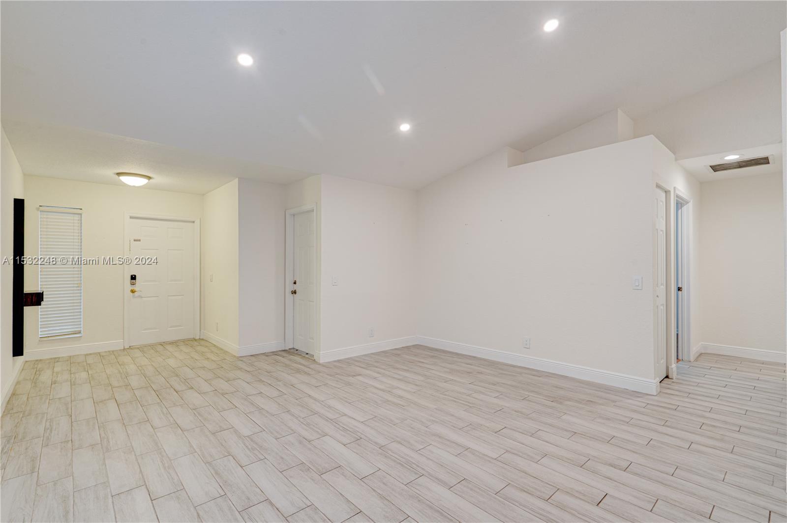 SECTOR 2-PARCELS 12 13 14 - Residential Lease