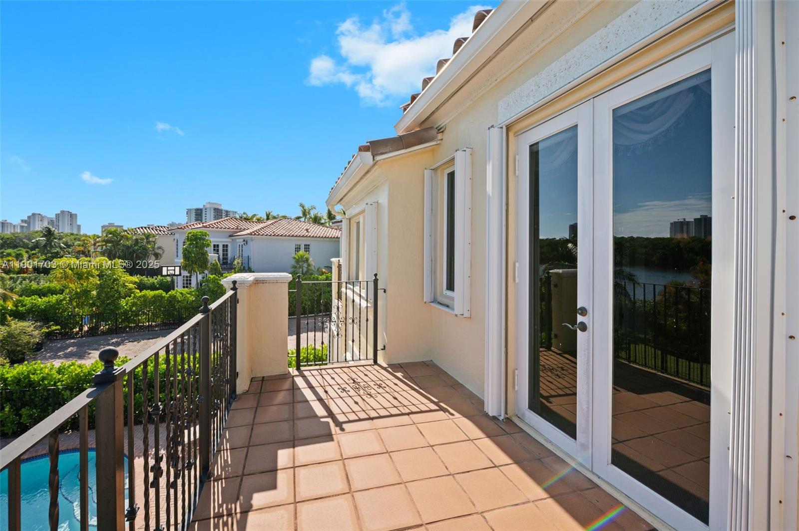 AVENTURA LAKES PHASE 1 - Residential