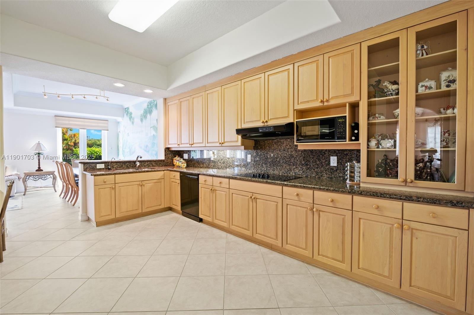 AVENTURA LAKES PHASE 1 - Residential