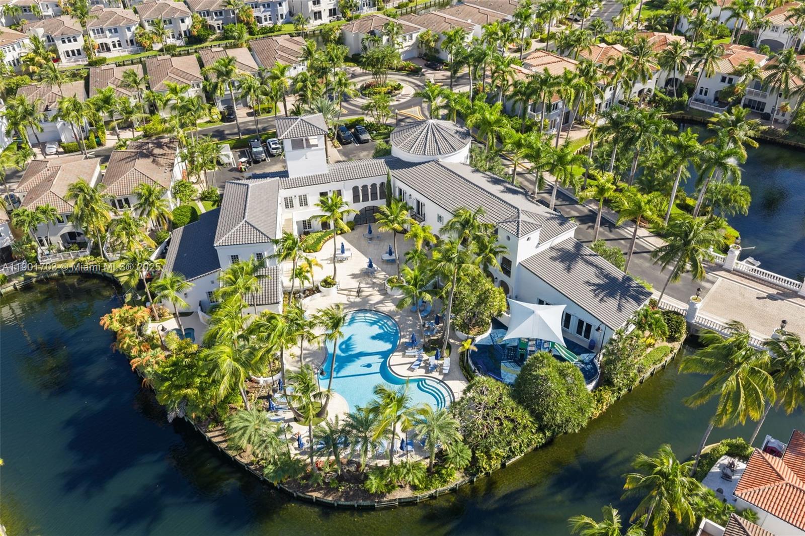 AVENTURA LAKES PHASE 1 - Residential