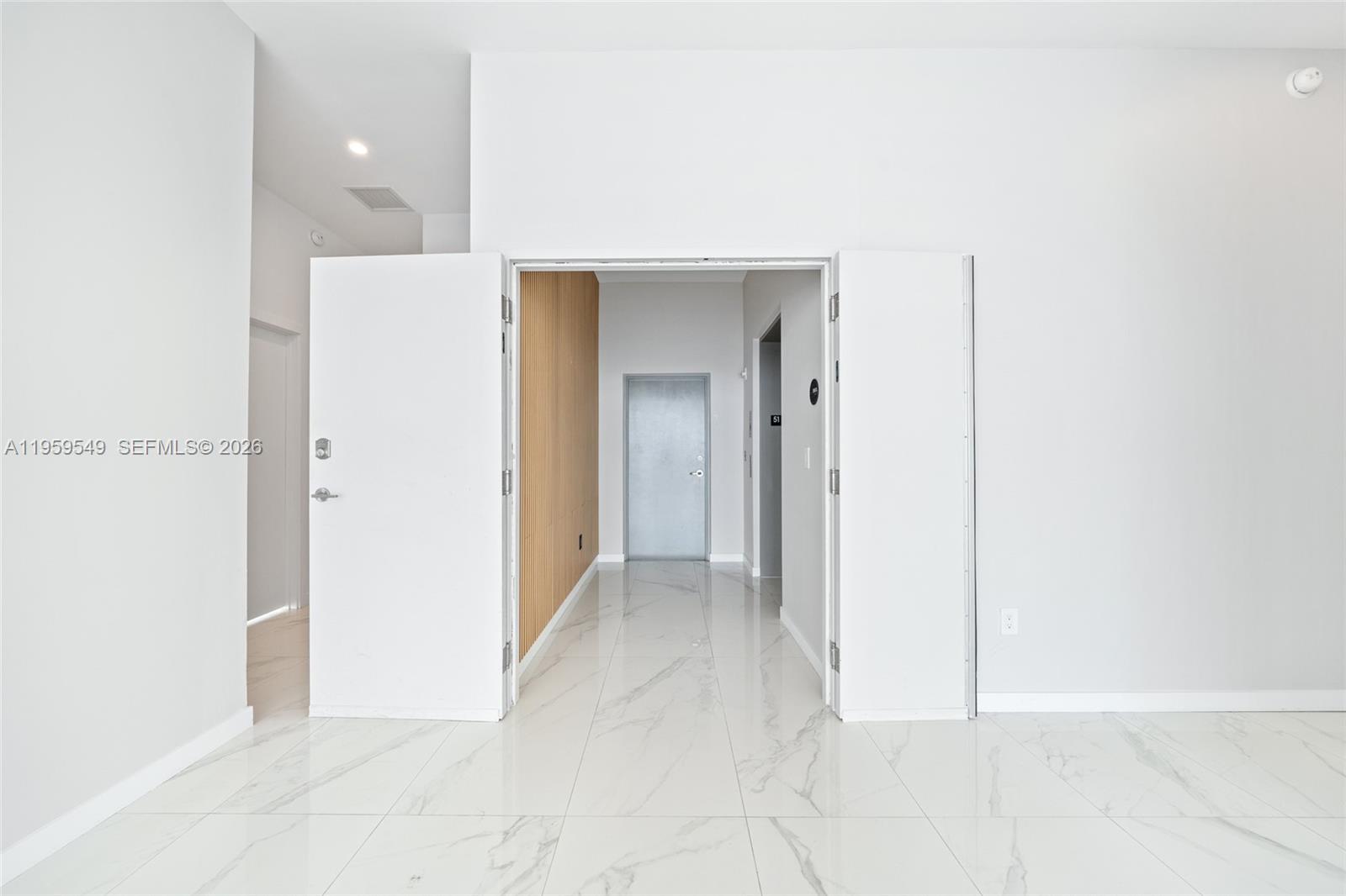 480 NE 31st St PH5101