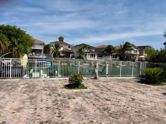 THE POINT - Residential