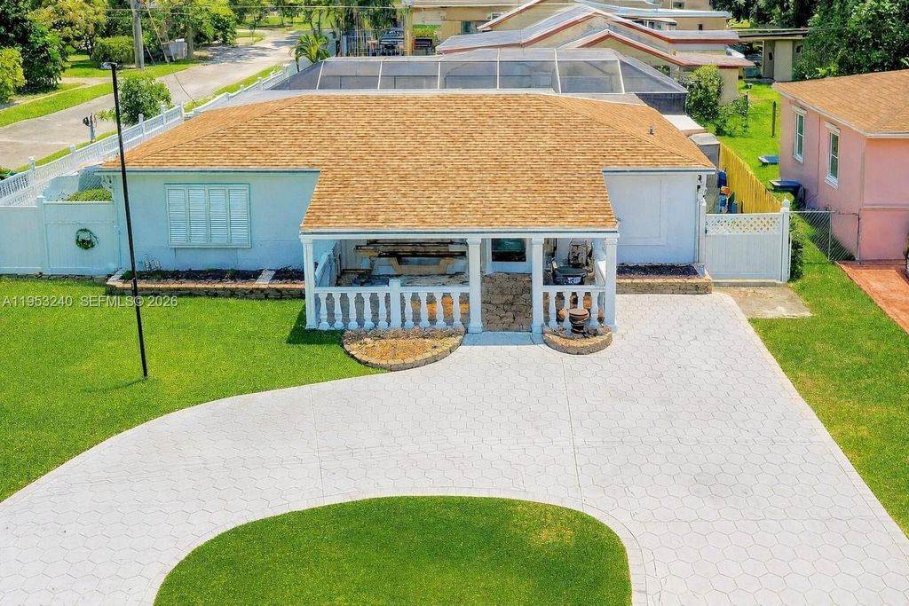 Photo of 480 NE 109th St, Miami, FL 33161 (MLS # A11953240)