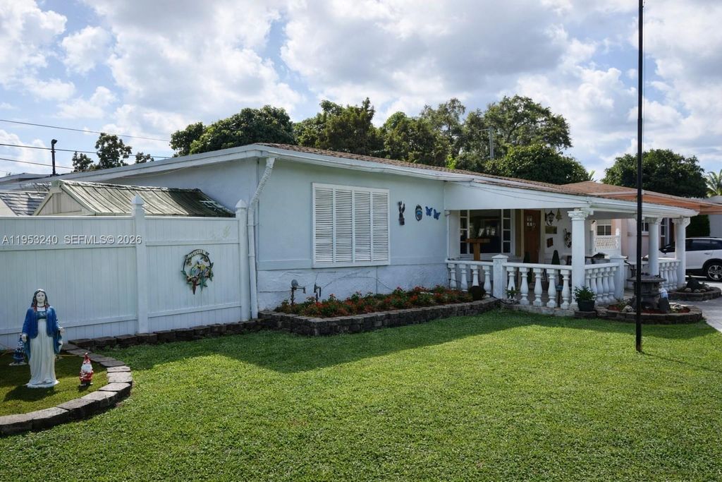 Photo of 480 NE 109th St, Miami, FL 33161 (MLS # A11953240)