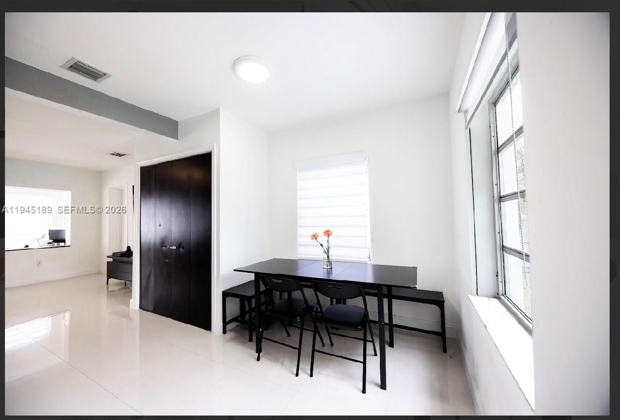 KENSINGTON 1ST ADDN - Residential