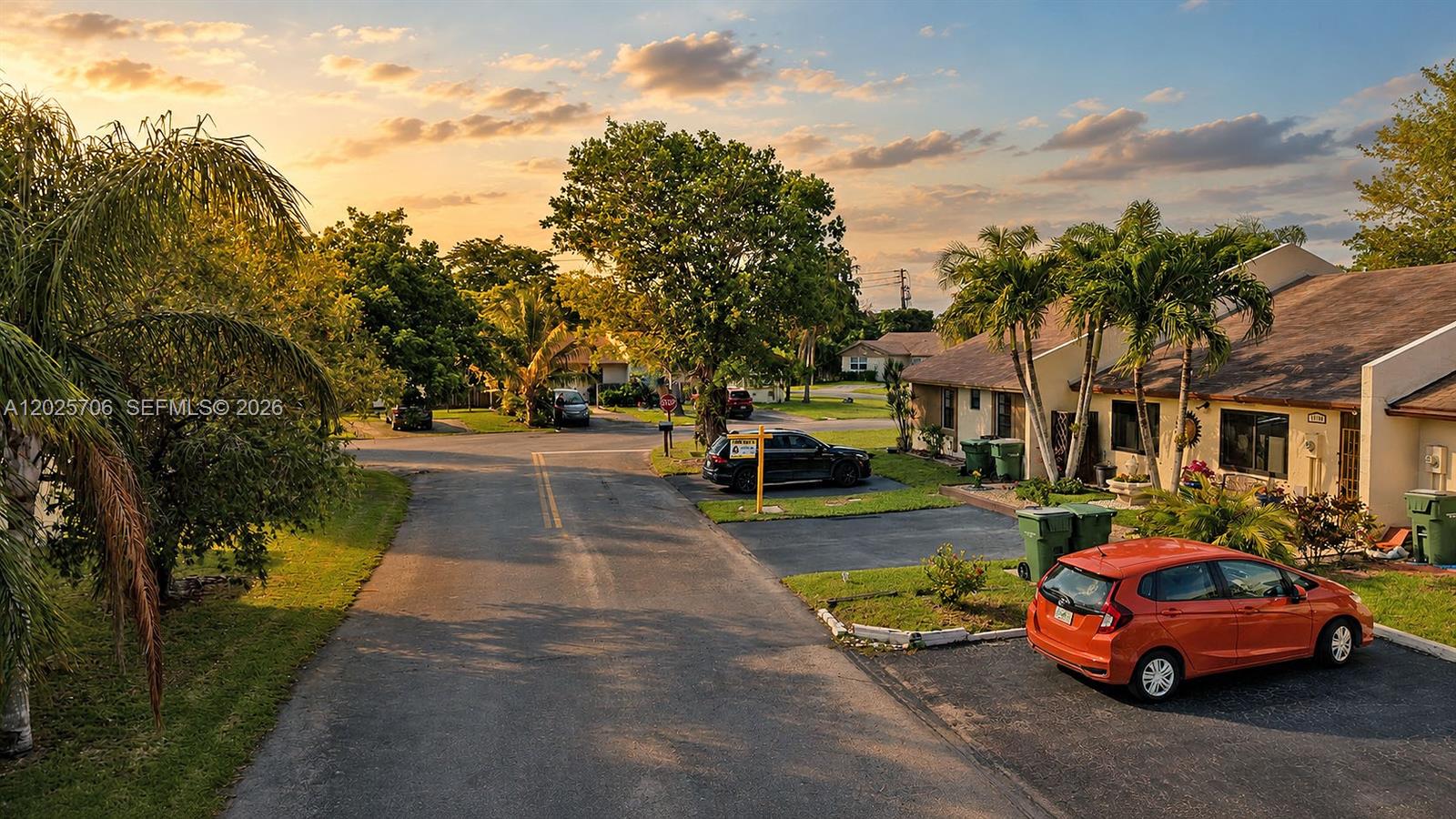 TOWNHOMES OF AUDUBON SOUT - Residential