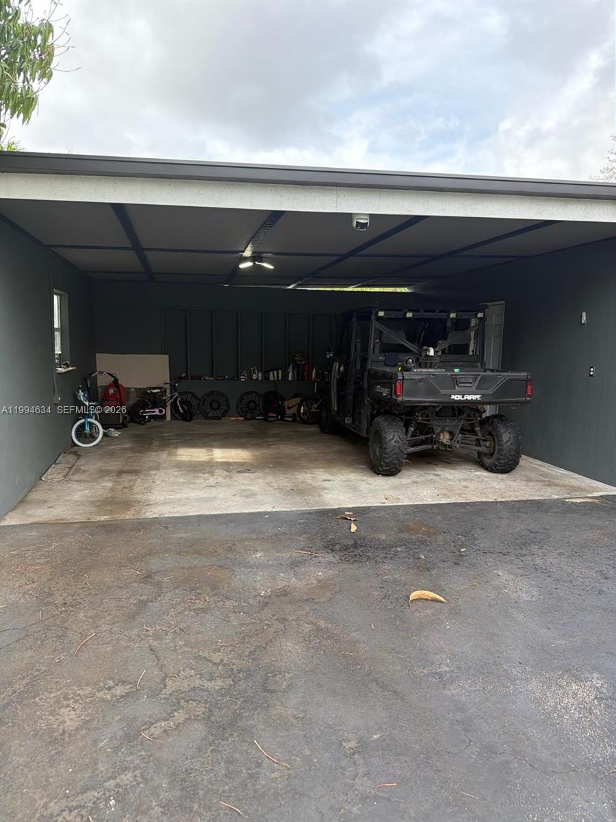 MELODY MANOR - Residential