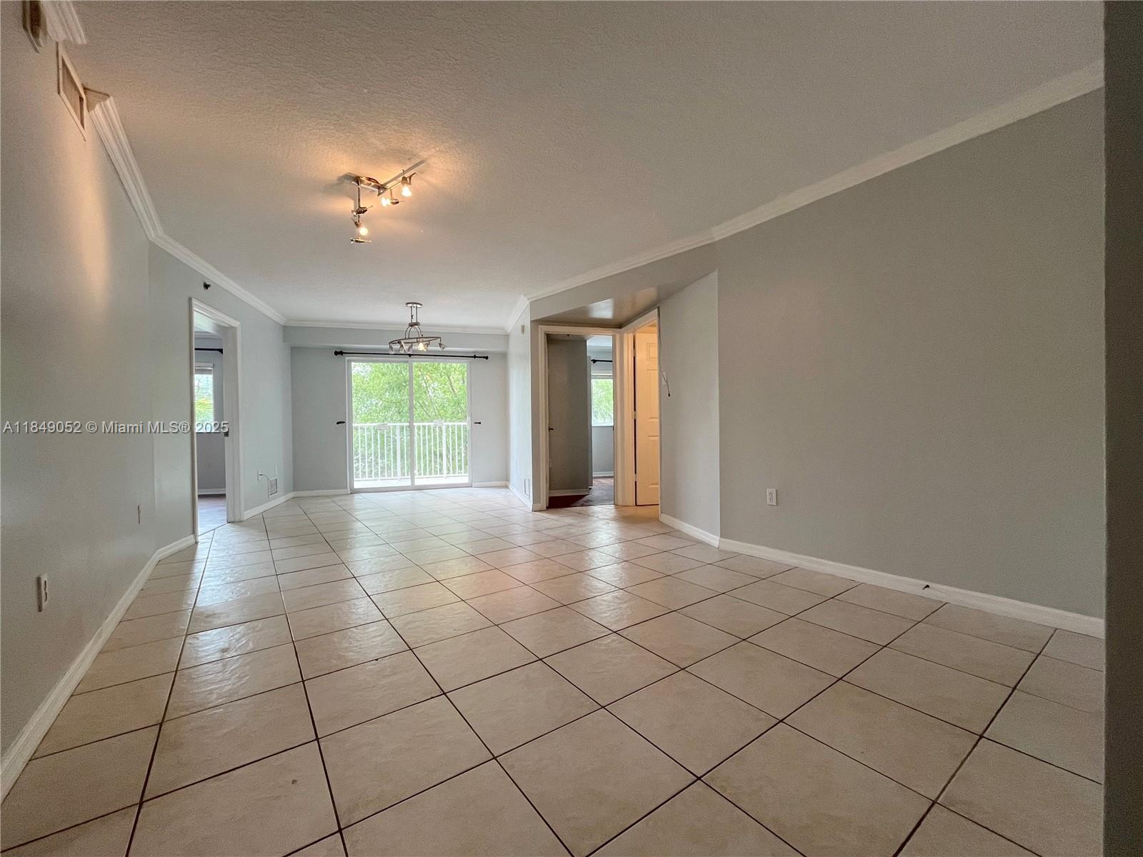 2415 NW 16th St Rd 303-1