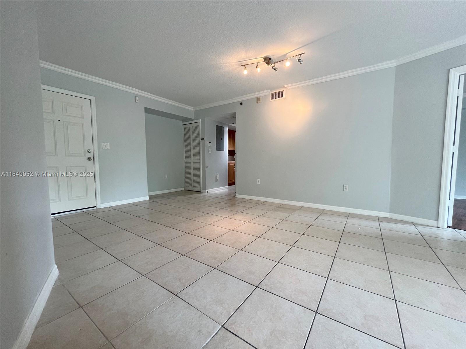 RIVER RUN SOUTH CONDO - Residential