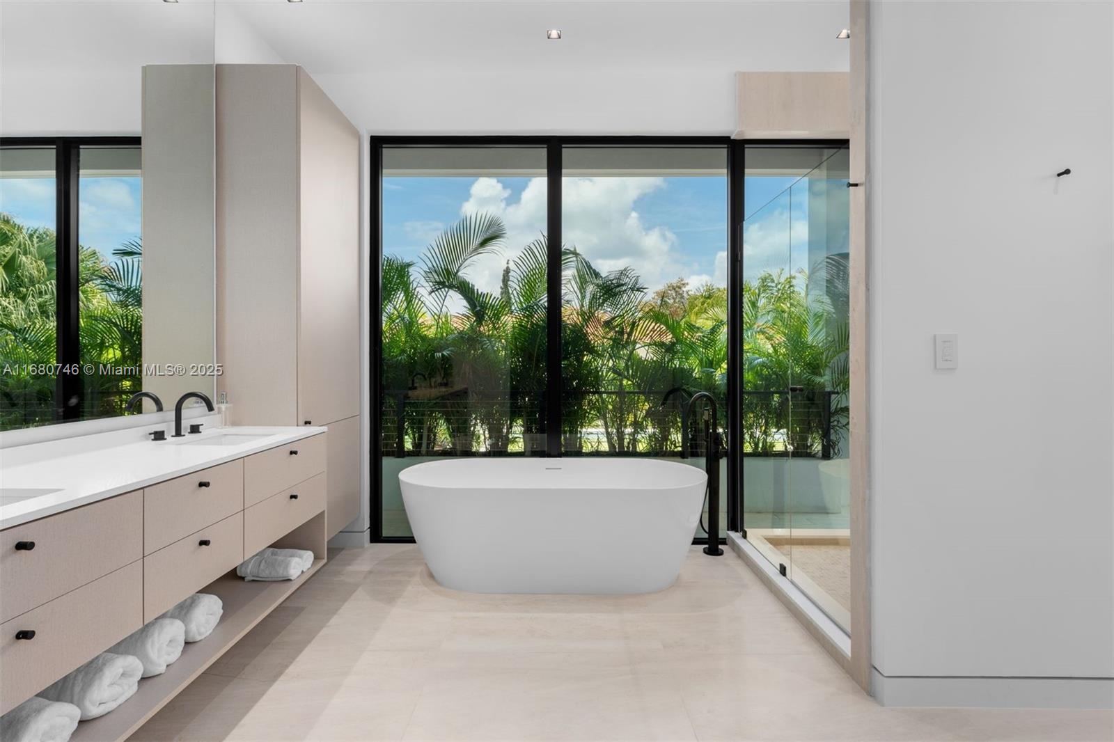 BISCAYNE KEY ESTATES - Residential