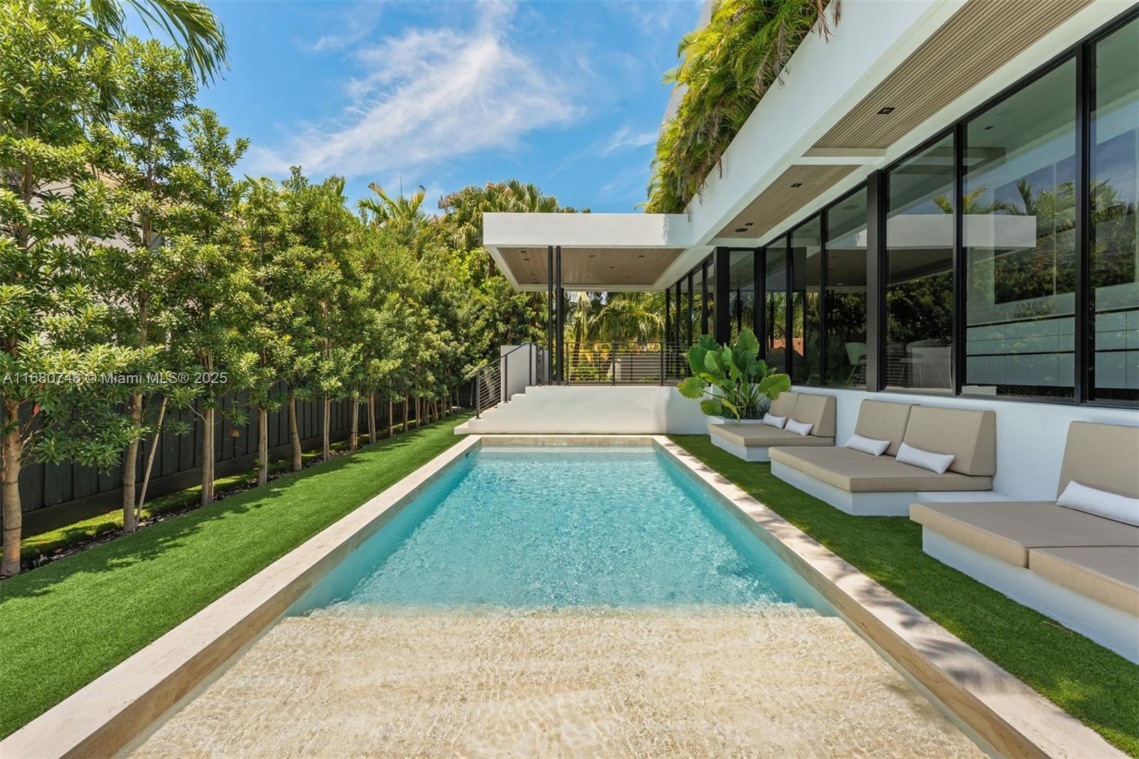 BISCAYNE KEY ESTATES - Residential