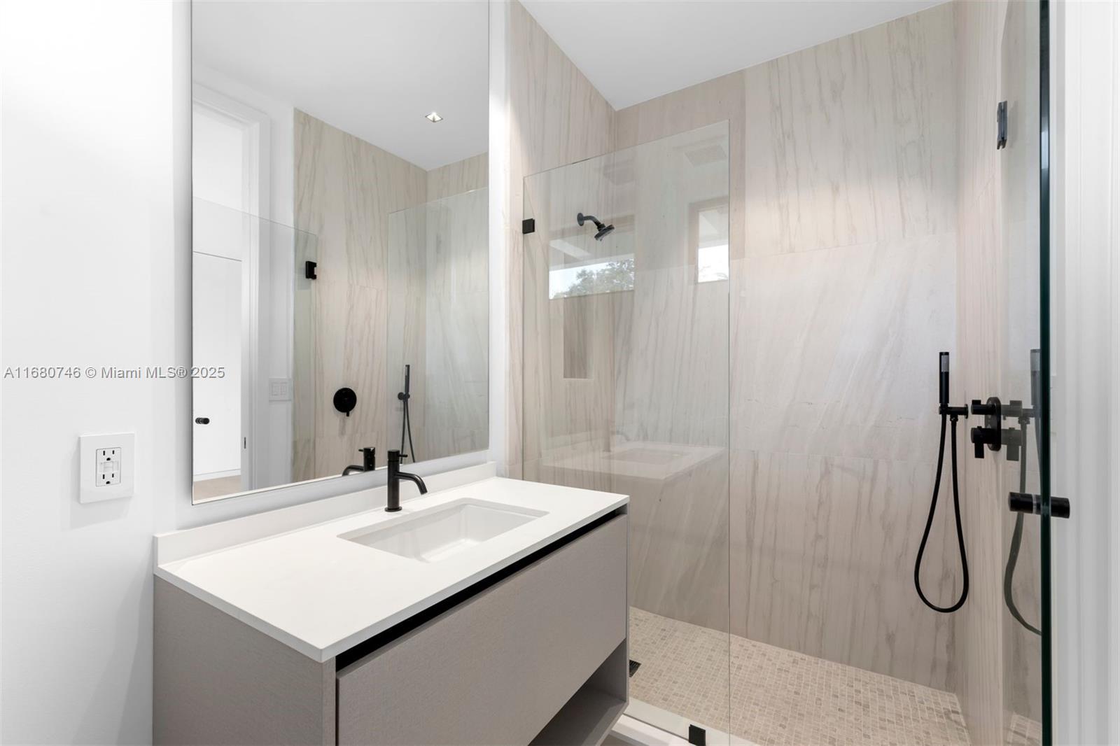 BISCAYNE KEY ESTATES - Residential