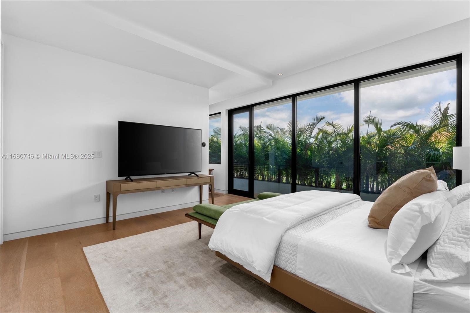 BISCAYNE KEY ESTATES - Residential