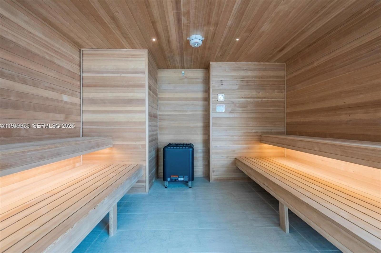 ARIA ON THE BAY CONDO - Residential