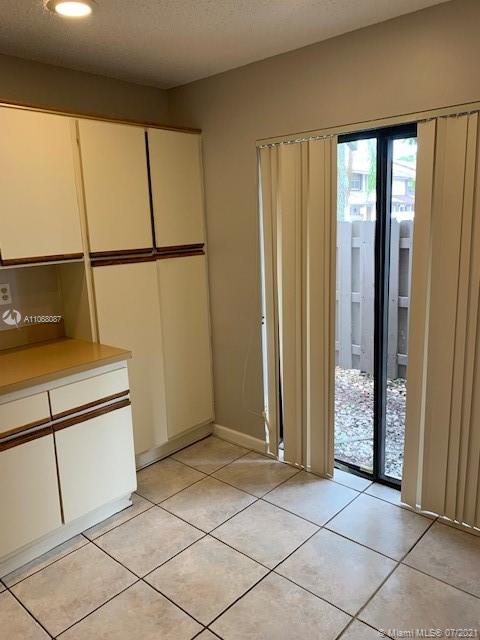 SPRINGDALE LAKE D CONDO - Residential Lease