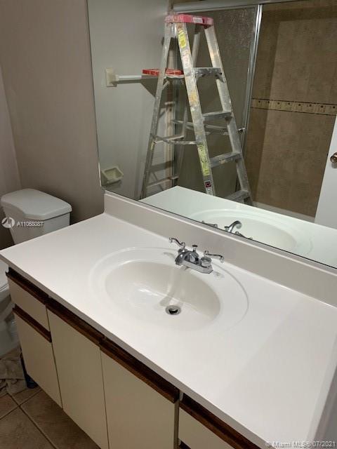 SPRINGDALE LAKE D CONDO - Residential Lease