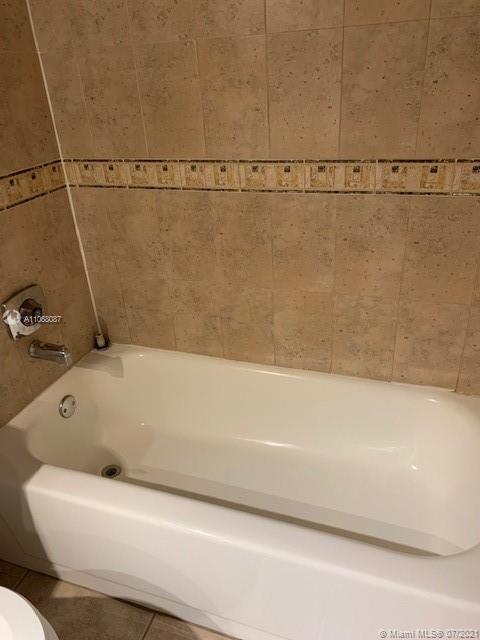 SPRINGDALE LAKE D CONDO - Residential Lease