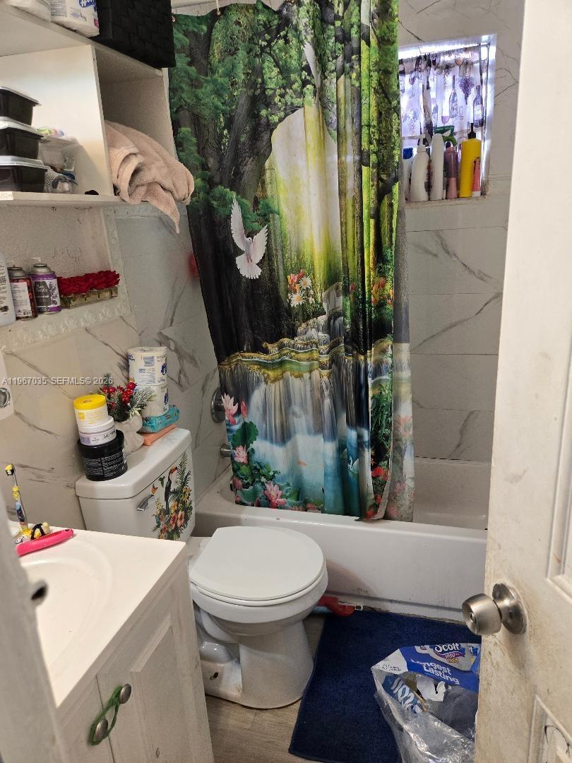 COLLIER CITY - Residential Income