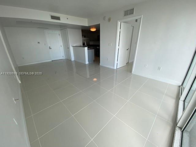 TERRAZAS RIVERPARK VILLAG - Residential