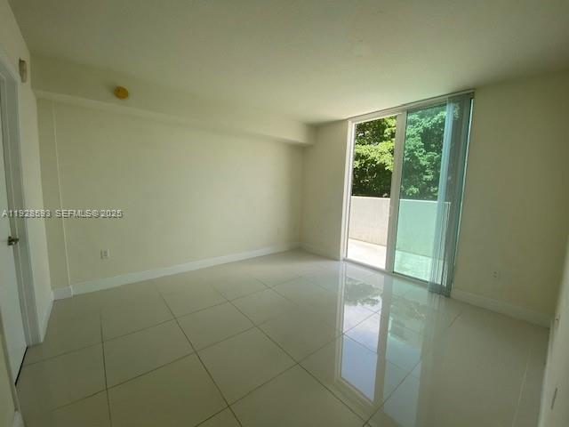 TERRAZAS RIVERPARK VILLAG - Residential