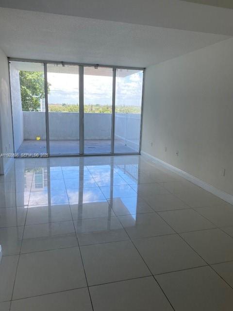 1861 NW S River Dr 702