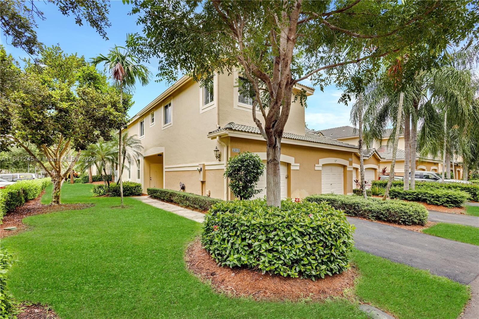 View Weston, FL 33327 townhome