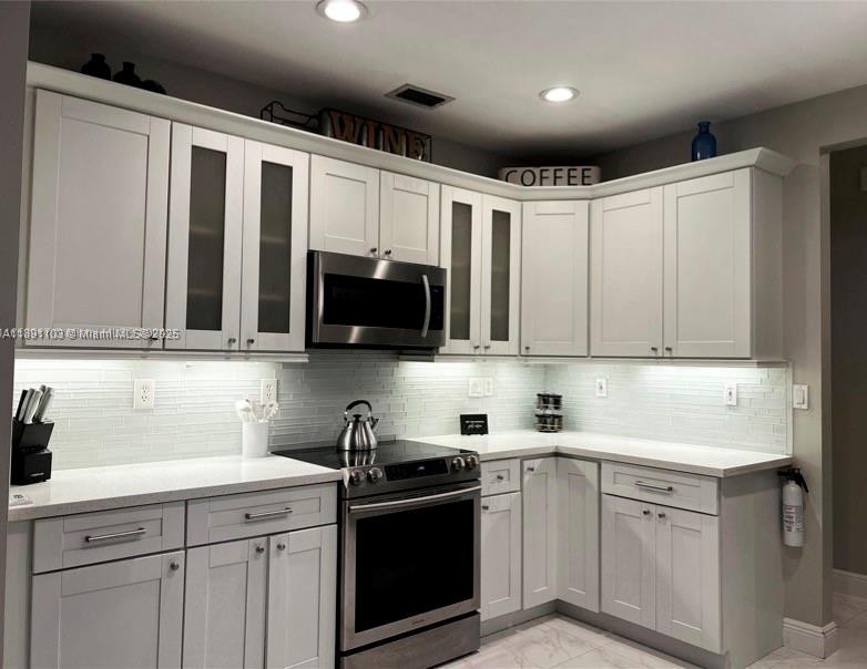 HERON BAY FOUR - Residential Lease